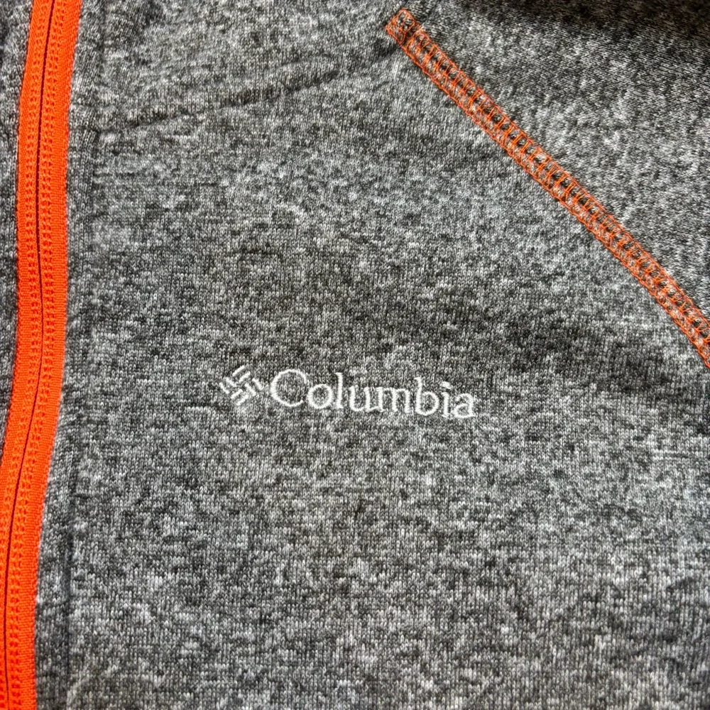 Boy’s Columbia Brand Full Zip Lightweight Hooded Jacket Size Medium‎